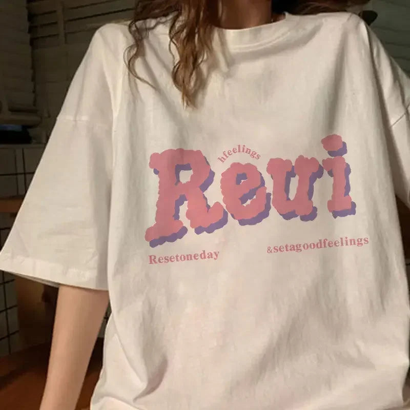 Retro Anime T-Shirt – Women’s Y2K Streetwear Top